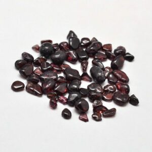 Granat - Garnet čips bez rupe