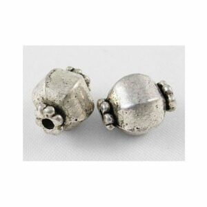 Metalni element 4 komada