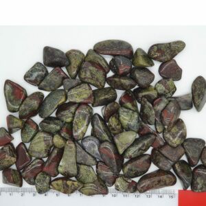 Bastit - zmajev kamen (epidot jasper)
