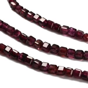 Granat (Garnet) facetirani