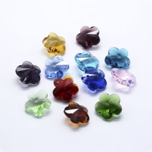 Stakleni privjesak cvijet